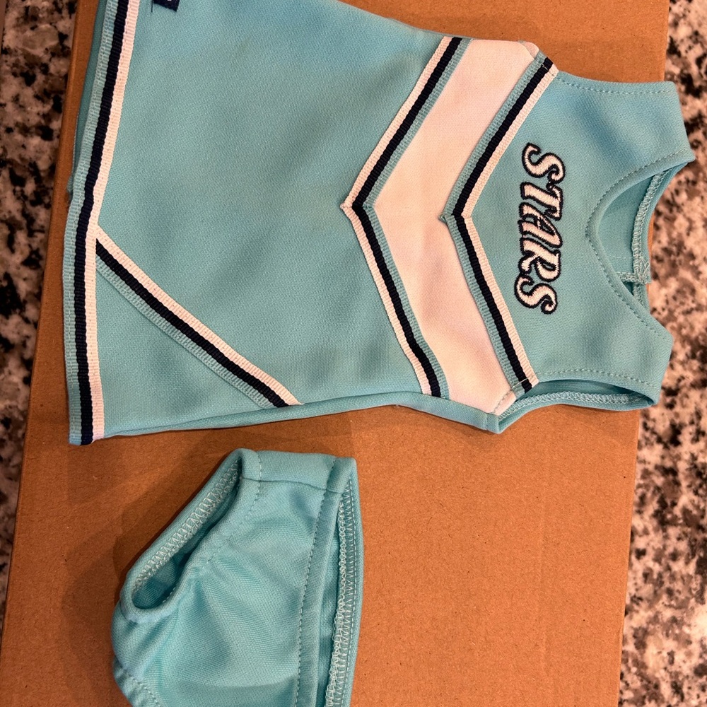 American Girl Truly Me - SPIRIT SQUAD OUTFIT - Picture 4 of 9